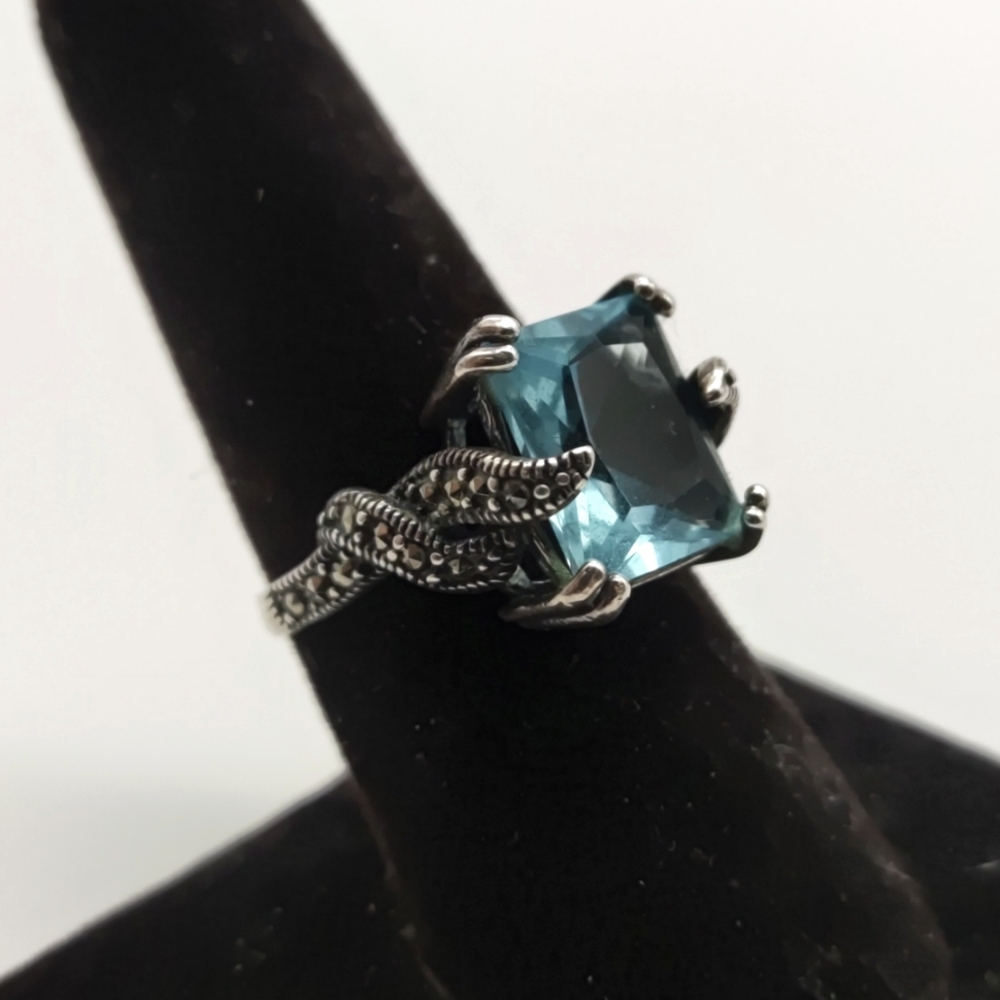 Elegant Marcasite Sterling Silver Ring😍😌